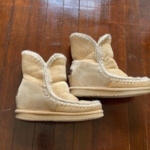 Mou booties